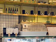 面包甜点陈列柜-KYO COFFEE(胶州路店)