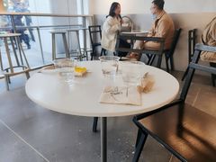 大堂-喜茶(上海打浦桥日月光gelato lab+店)