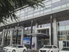 -奔驰上海利星(七宝店)