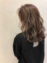 -愉己冥想·护发专门店