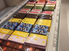 -好利来(上海长宁龙之梦店)