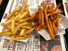 -The Habit Burger Grill 哈比特汉堡(爱琴海店)