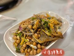 -章记正宗南岗鱼蛋火锅