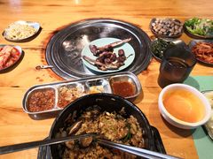 -唯成•韩国炭火烤肉 유성고기
