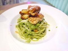 青醬奶油雞腿意大利面-Dazzling Cafe 蜜糖吐司专卖店