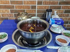 -牛华周记麻辣烫起源店