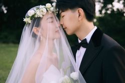 -雨墨婚纱摄影工作室