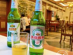 燕京啤酒-鸿宾楼(展览馆路店)