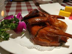 烤乳鸽-邓丽君音乐主题餐厅