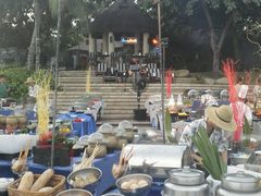 -亚龙湾喜来登·美景台大堂吧