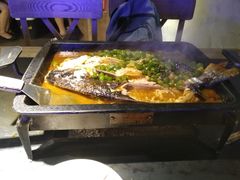 -夯鱼烤鱼·尔滨地标美食(国展店)