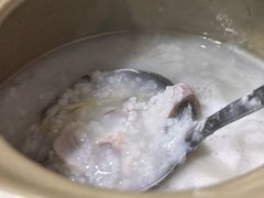 -先鲜鲫鱼粥