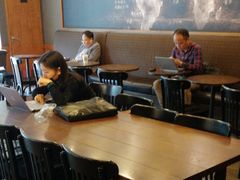 大堂-星巴克(石厦街店)