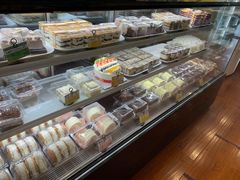 面包甜点陈列柜-新侨三宝乐面包店(崇文门店)