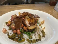 -牛八宝桂林米粉(八里庄店)