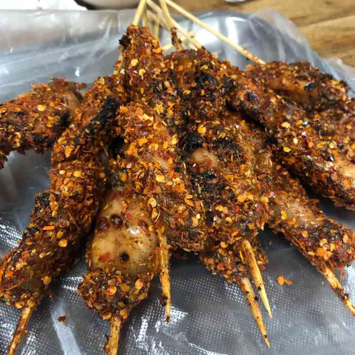 五哥鸡翅(南板桥店)-"大名鼎鼎的五哥烤翅,下午3点打电话说约到.