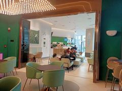 -奈雪的茶(优特汇店)