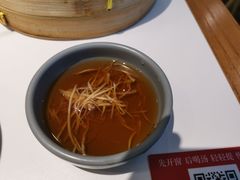 -馋三尺蟹粉小笼(人民广场店)