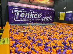 -Tenker Club弹刻极限主题公园 · 蹦床 · 团建 · 生日派对(大关店)