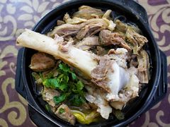 砂锅肘子-友利砂锅居