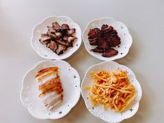 脆皮猪五花-漆黑觉米粉(三里屯店)