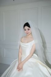 -拉瑞娜LaReine婚纱礼服高级定制