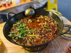 -鸿顺老铁锅美蛙鱼府(解放碑店)