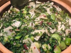 腊肉蚕豆甜笋饭-一坐一忘云南菜(三里屯店)