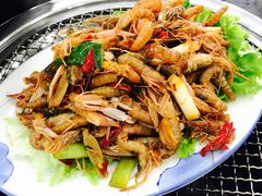 -瑞杰烧烤店·24小时营业(山东路店)