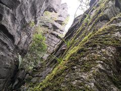 -梭布垭石林景区