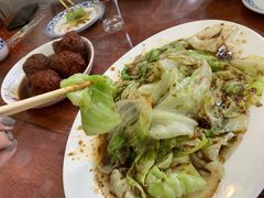 -巷子深菜馆·津门肘子(滨海店)