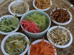 -包整·丝娃娃(一览甲秀楼风景店)