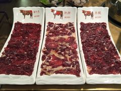 -左庭右院鲜牛肉火锅(金山万达店)