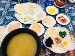 -桥香园过桥米线(国贸店)