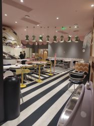 -奈尔宝·儿童乐园·亲子餐厅(前滩店)