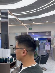 -ON STAR SALON