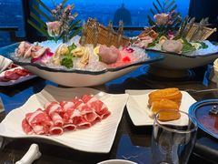 -金陵饭店 56F 家·海鲜火锅餐厅