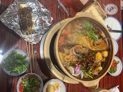 -沙胆彪炭炉牛杂煲(上海日月光广场店)