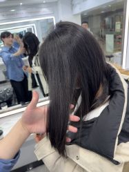 -镁连社·美联社