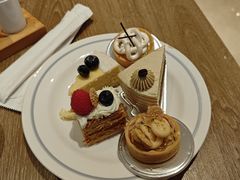 -咖啡苑自助餐厅·中国大饭店