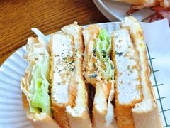 日式豆腐三明治-Two Birds One Stone·一石二鸟(诚品生活店)