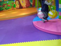 -酷洛小镇(步步高新天地购物广场店)