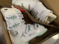 -4+2肆加贰雪具库(上庄店)