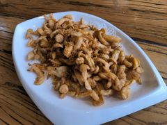 -一盏明灯全素斋(五爷庙店)