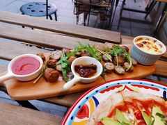 -Gather pizza