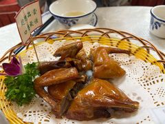 中山石岐冰皮乳鸽-津津名菜馆(绝没分店)