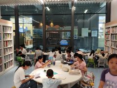 -广州市白云区图书馆