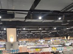 -胖东来生活广场(健康路店)