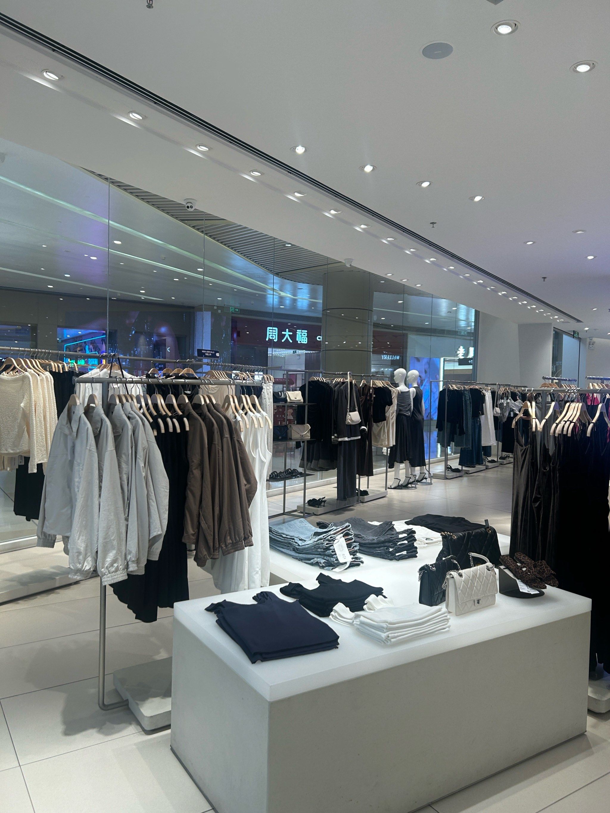 每周都要来逛的店!ur秋季上新衣