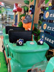 -纽西卡汽车小镇(大悦城店)